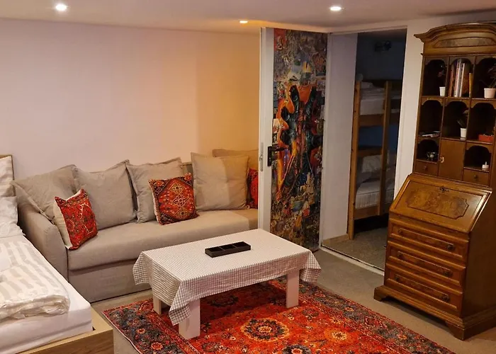 Kreuzberg Zentral - 7 Betten Bis 11 Personen - Genial Fuer Grosse Gruppen * 베를린