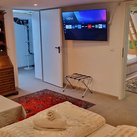 Kreuzberg Zentral - 7 Betten Bis 11 Personen - Genial Fuer Grosse Gruppen