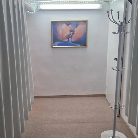 Apartment Kreuzberg Zentral - 7 Betten Bis 11 Personen - Genial Fuer Grosse Gruppen *