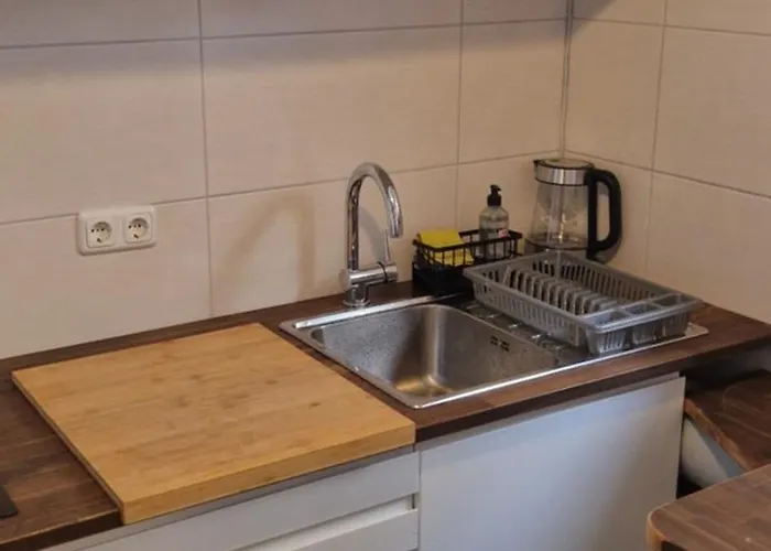 Kreuzberg Zentral - 7 Betten Bis 11 Personen - Genial Fuer Grosse Gruppen Berlijn