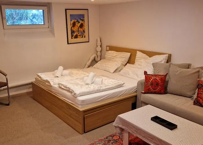 Kreuzberg Zentral - 7 Betten Bis 11 Personen - Genial Fuer Grosse Gruppen *